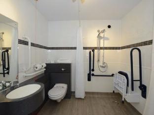 holiday inn wolverhampton racecourse by ihg