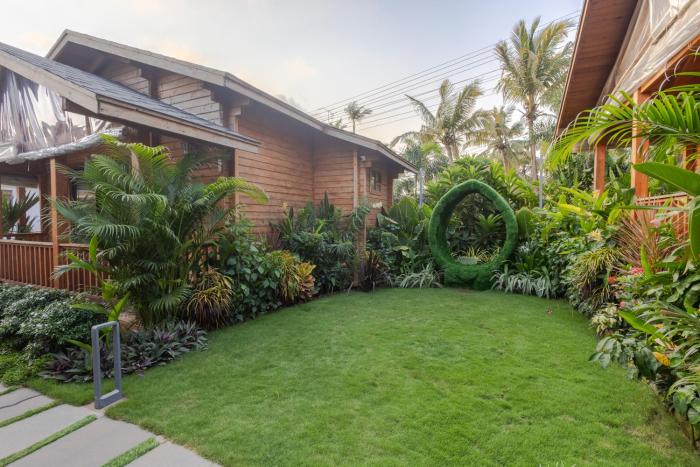 foxoso aaristo baga beach resort