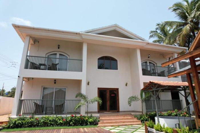 foxoso aaristo baga beach resort