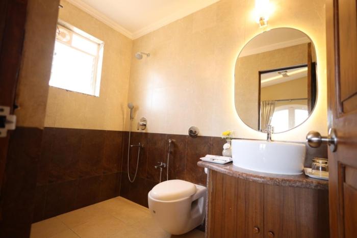 foxoso aaristo baga beach resort