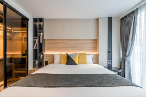 destiny63 ekamai apartment