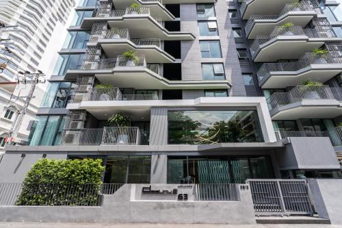 destiny63 ekamai apartment