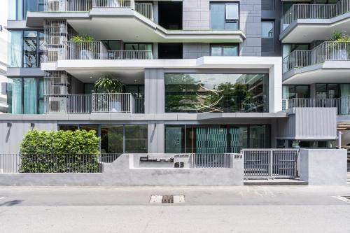 destiny63 ekamai apartment