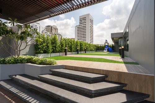 destiny63 ekamai apartment