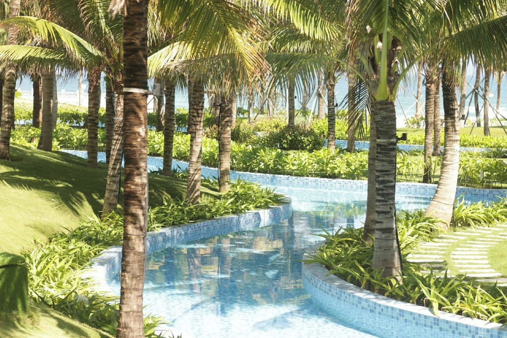 cam ranh nha trang seaview condotel