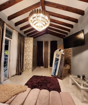 hotel boutique sant serrant