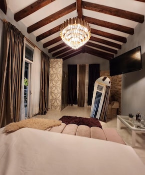 hotel boutique sant serrant