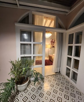 hotel boutique sant serrant