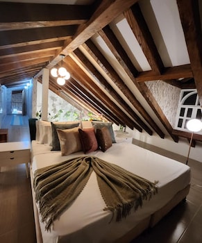 hotel boutique sant serrant