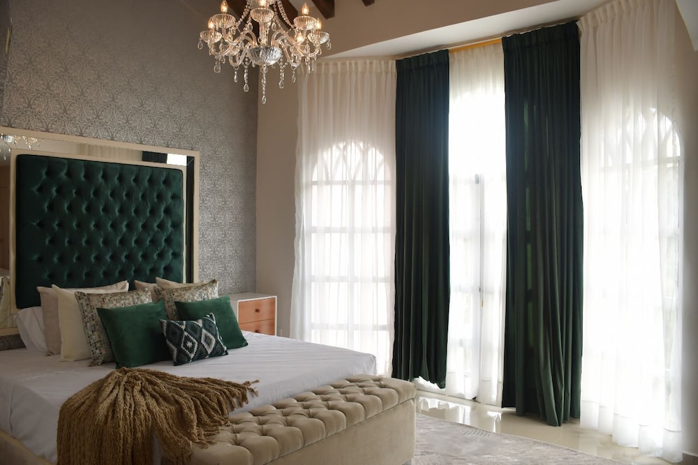 hotel boutique sant serrant