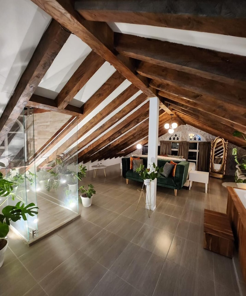 hotel boutique sant serrant