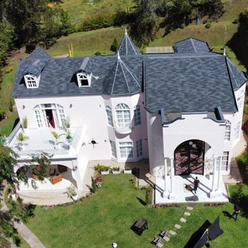 hotel boutique sant serrant