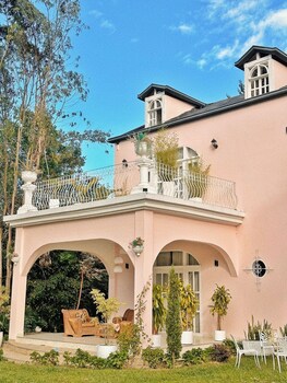 hotel boutique sant serrant