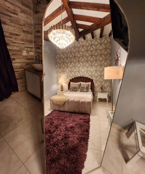 hotel boutique sant serrant