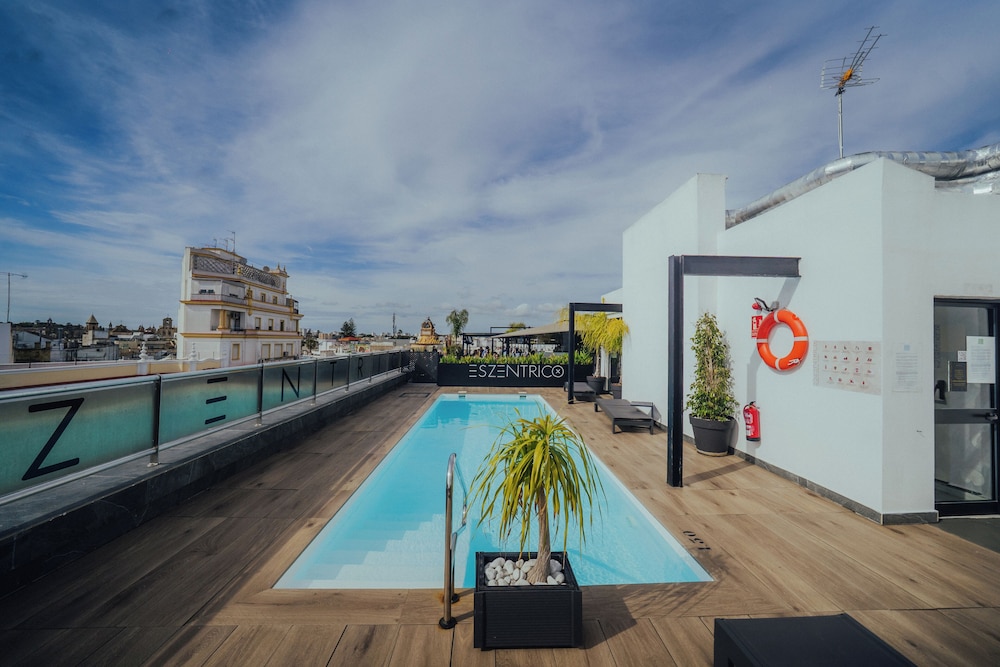 eszentrico suites jerez
