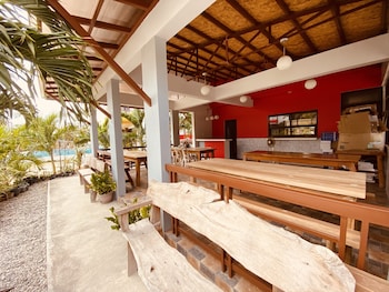 cerca parola beach resort