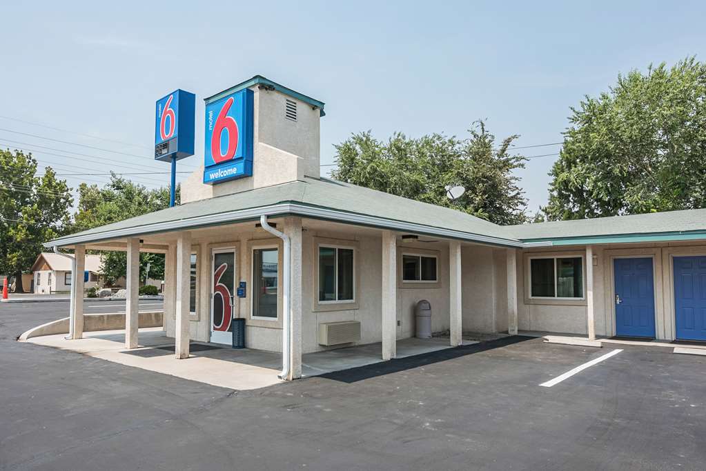 motel 6 fallon nv