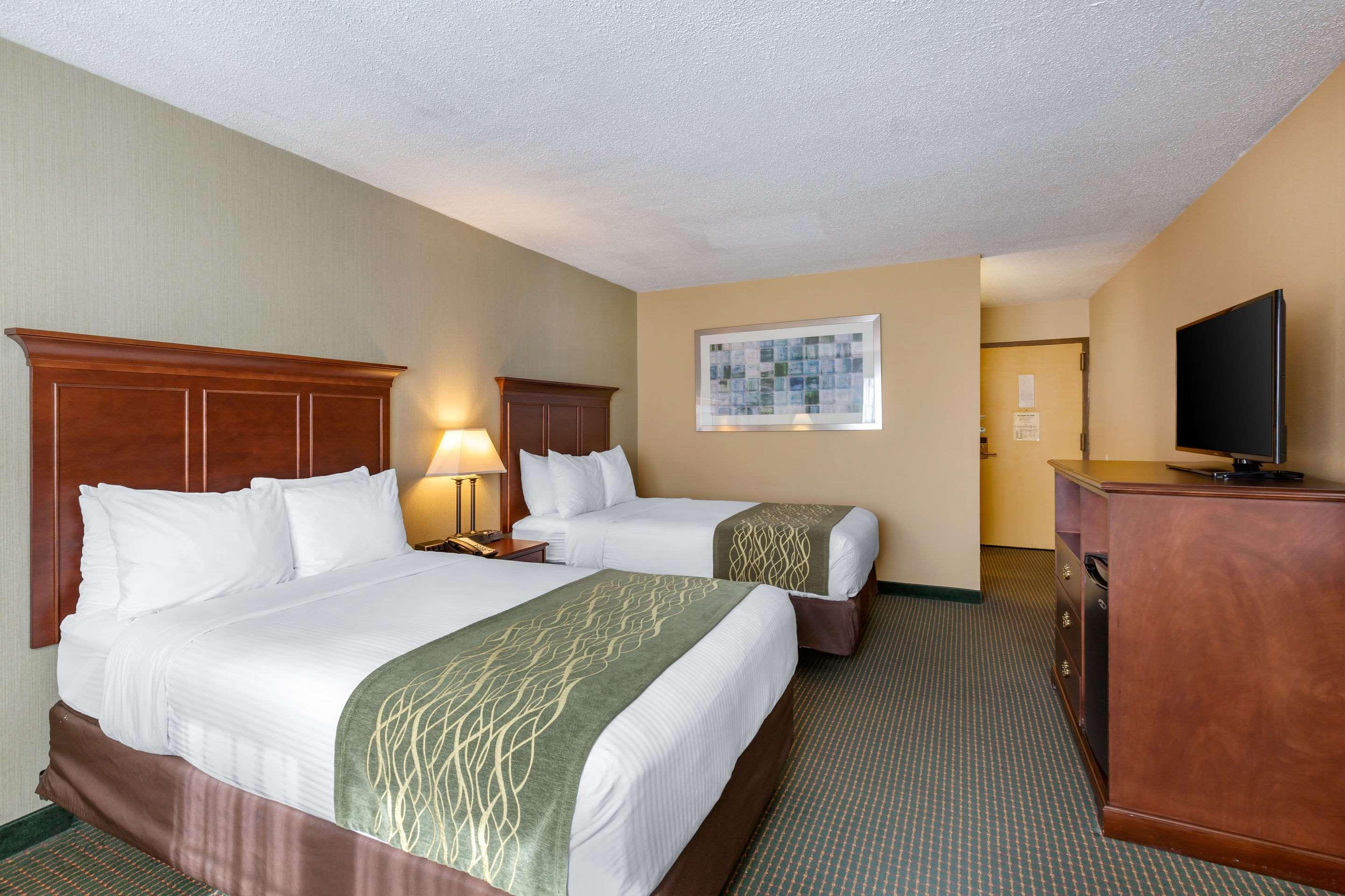 clarion inn falls church arlington
