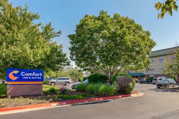 Comfort Inn & Suites Fayetteville - University Area,Bentonville - Fayetteville>>Bentonville,3 star