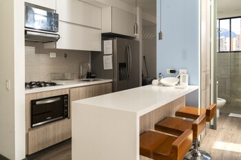 apartamentos class suites by housy host