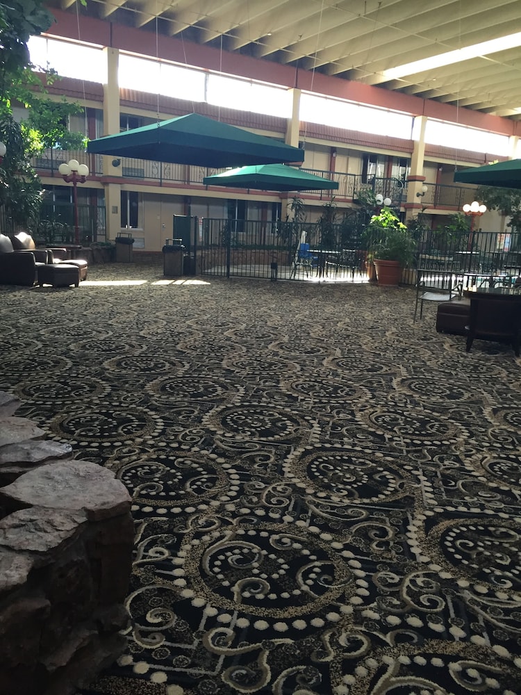 clarion inn