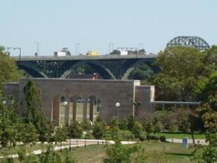 knights inn fort erie