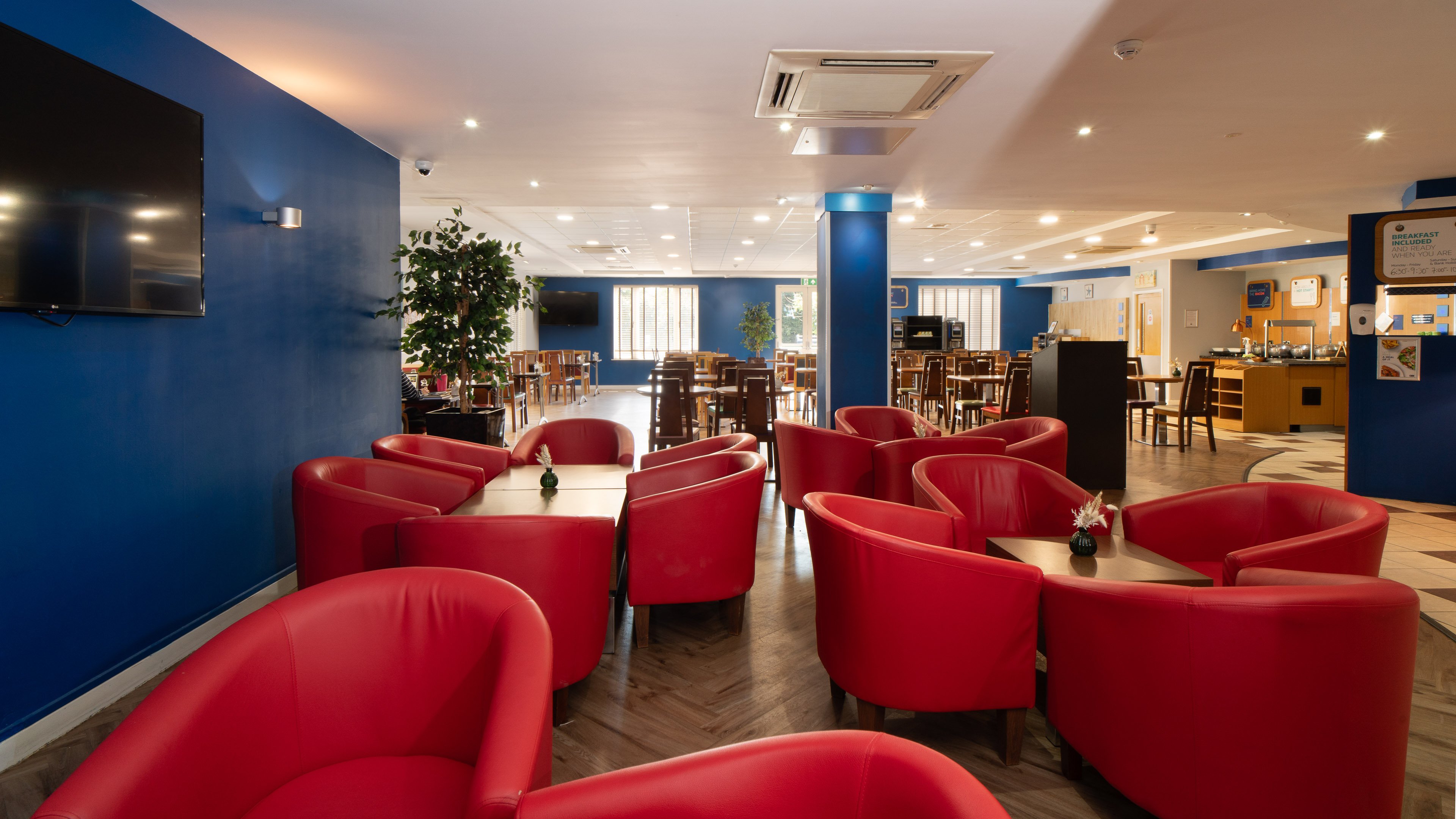 holiday inn express poole by ihg