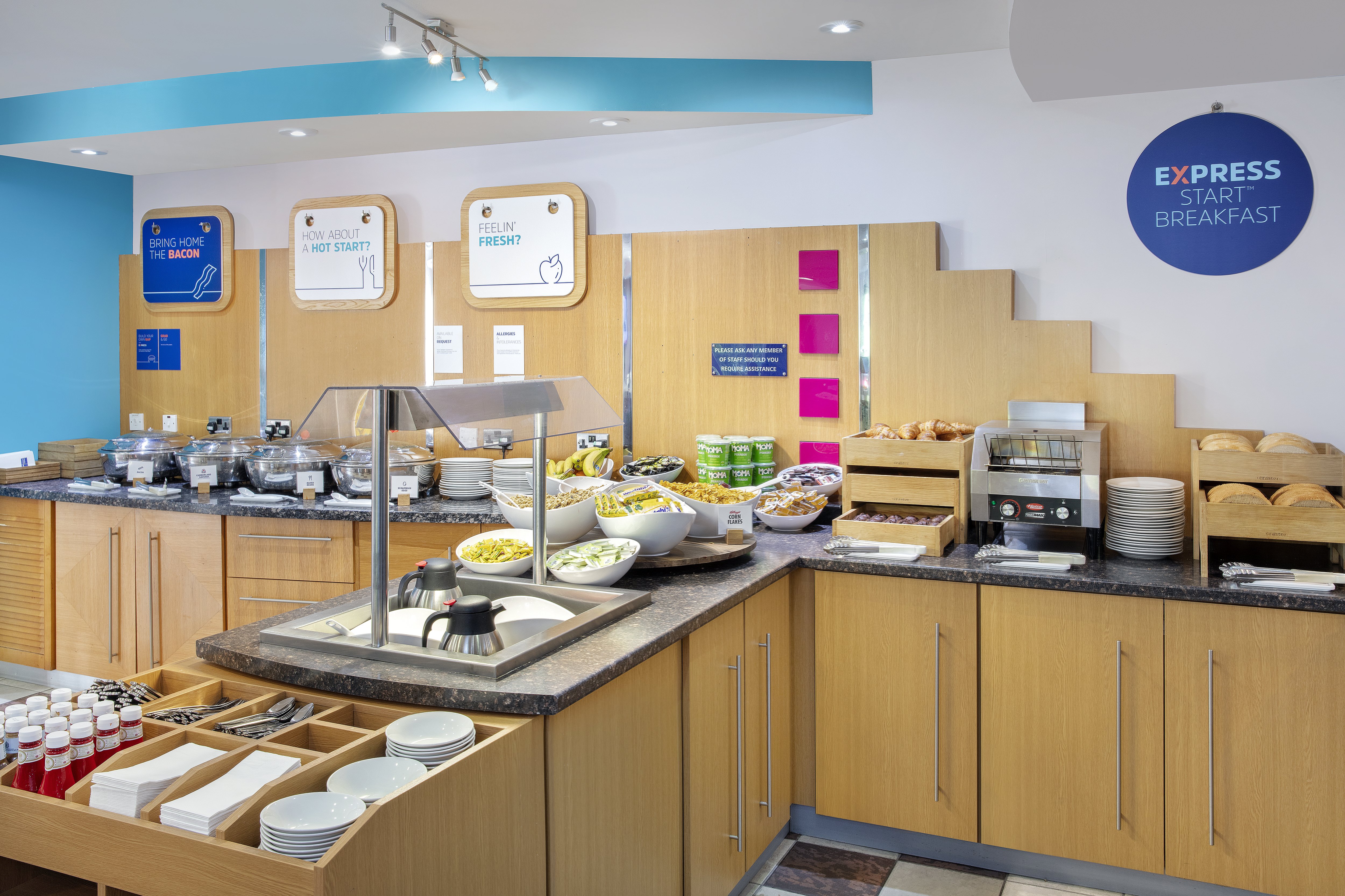 holiday inn express poole by ihg