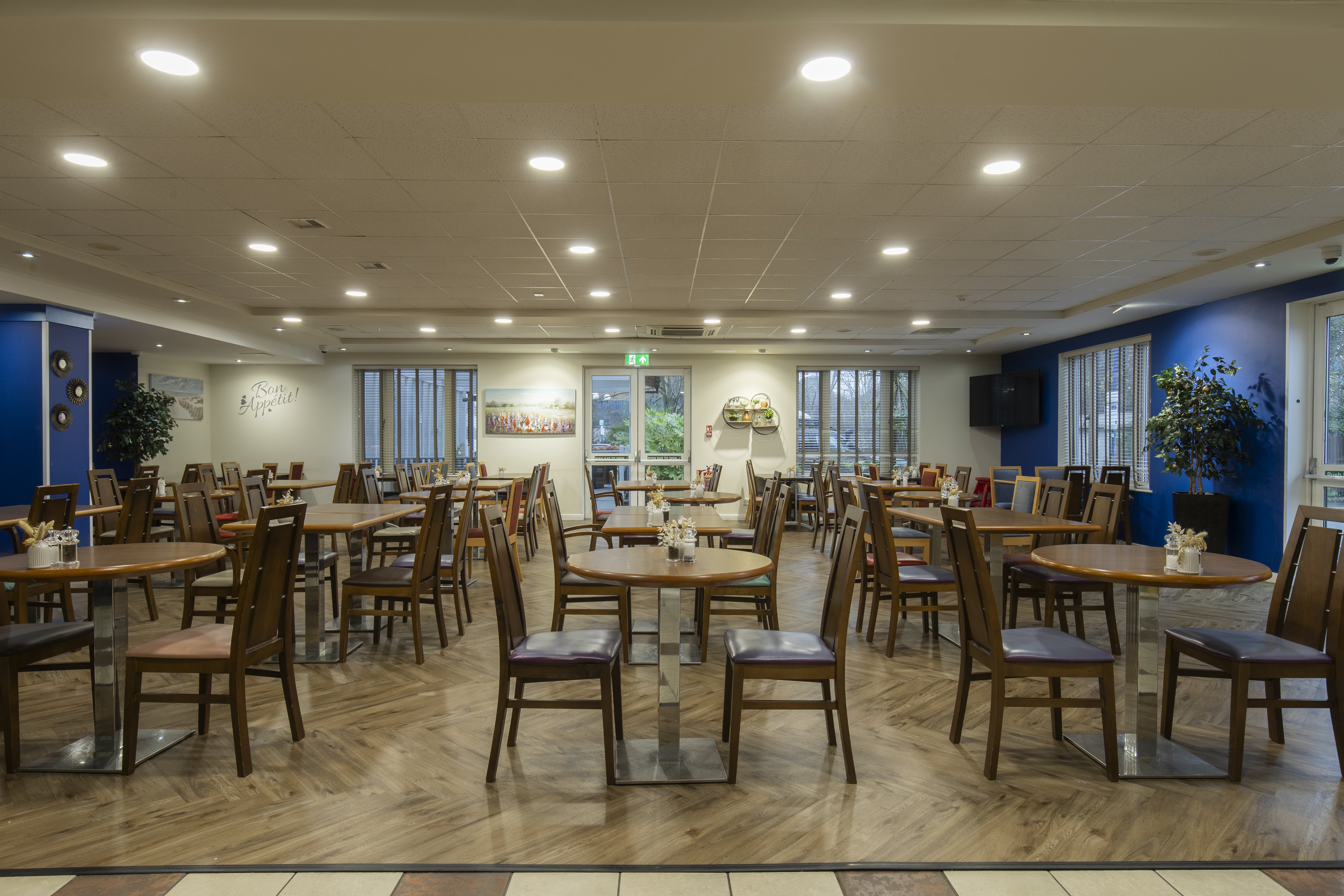 holiday inn express poole by ihg