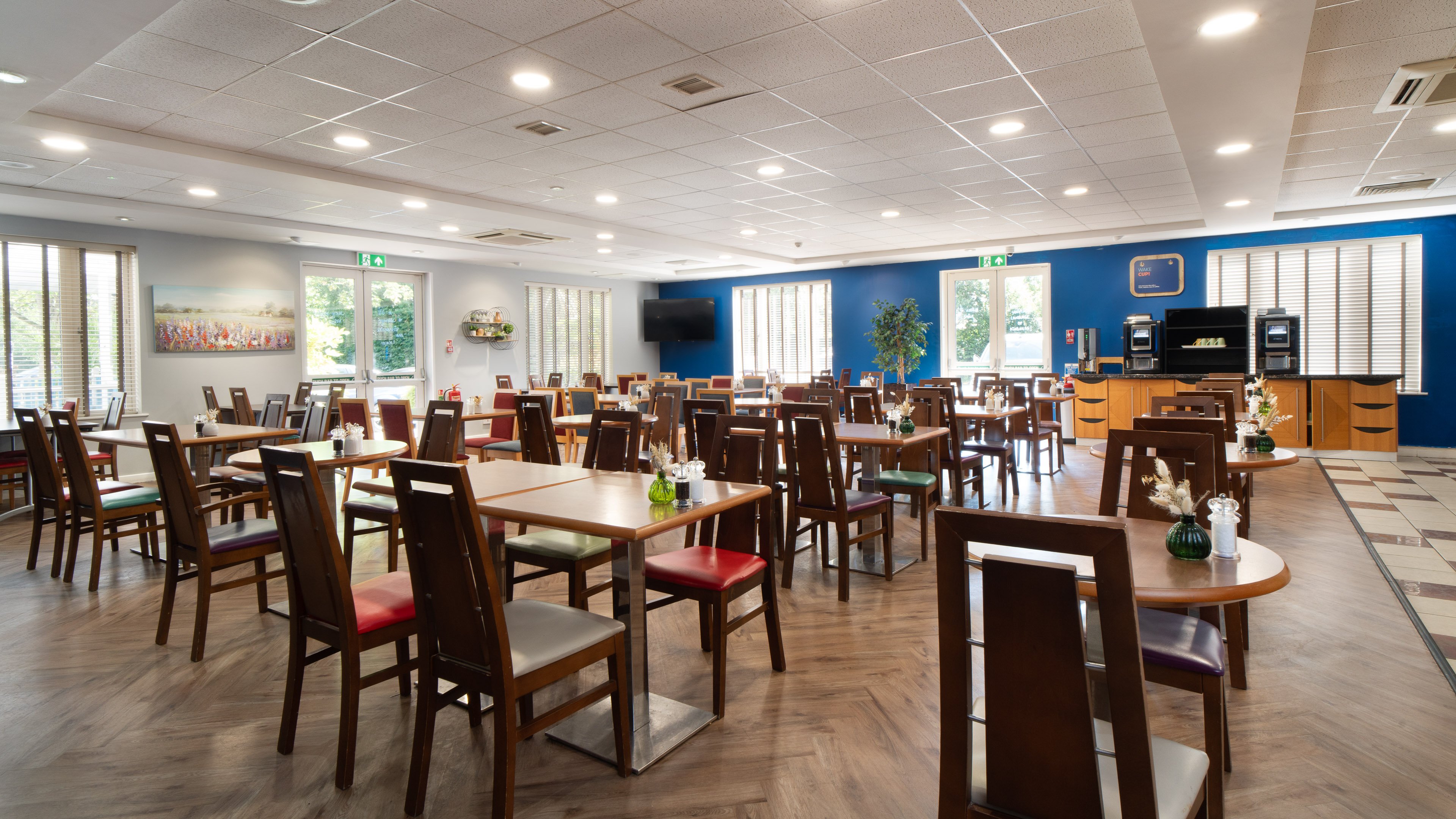 holiday inn express poole by ihg