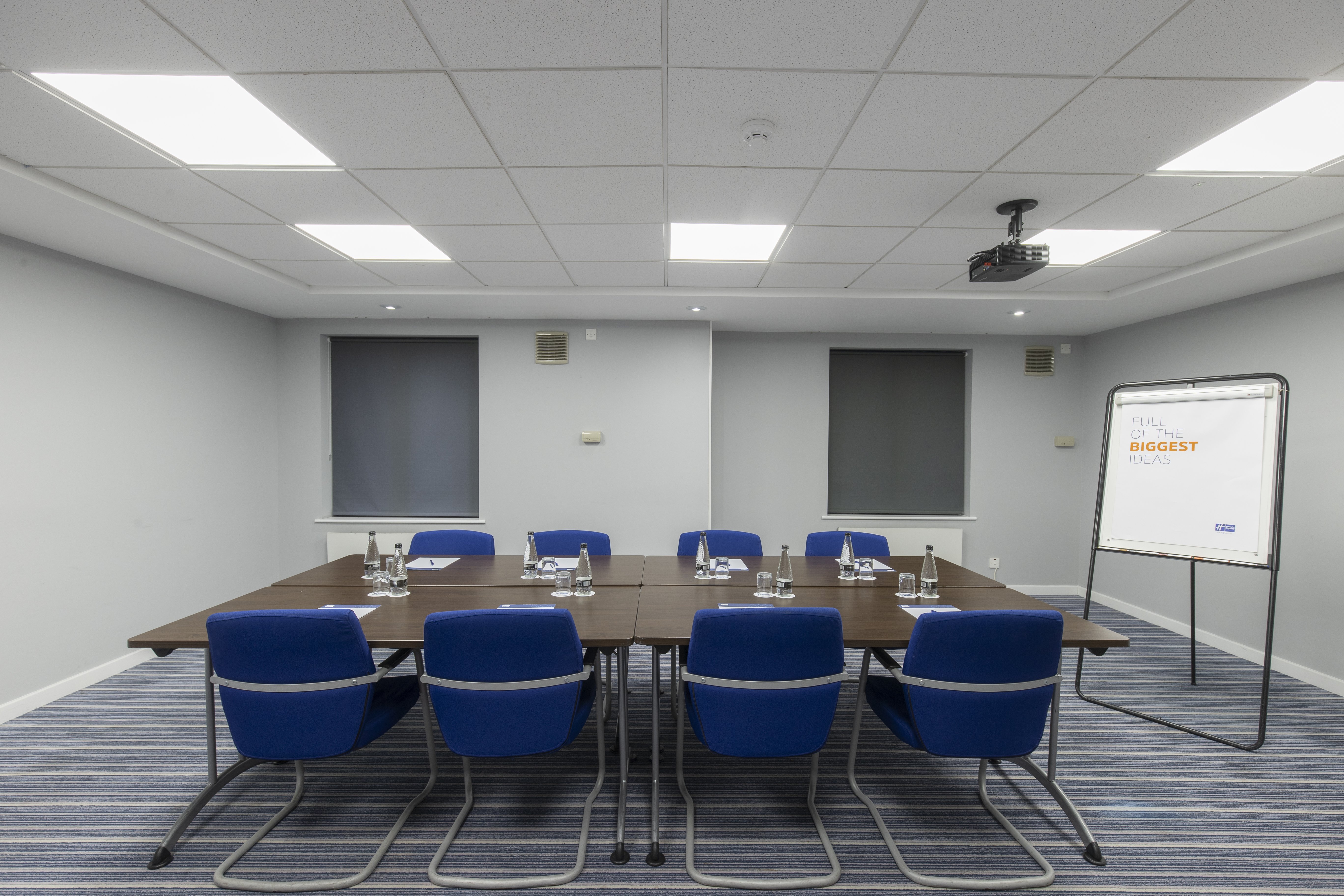 holiday inn express poole by ihg