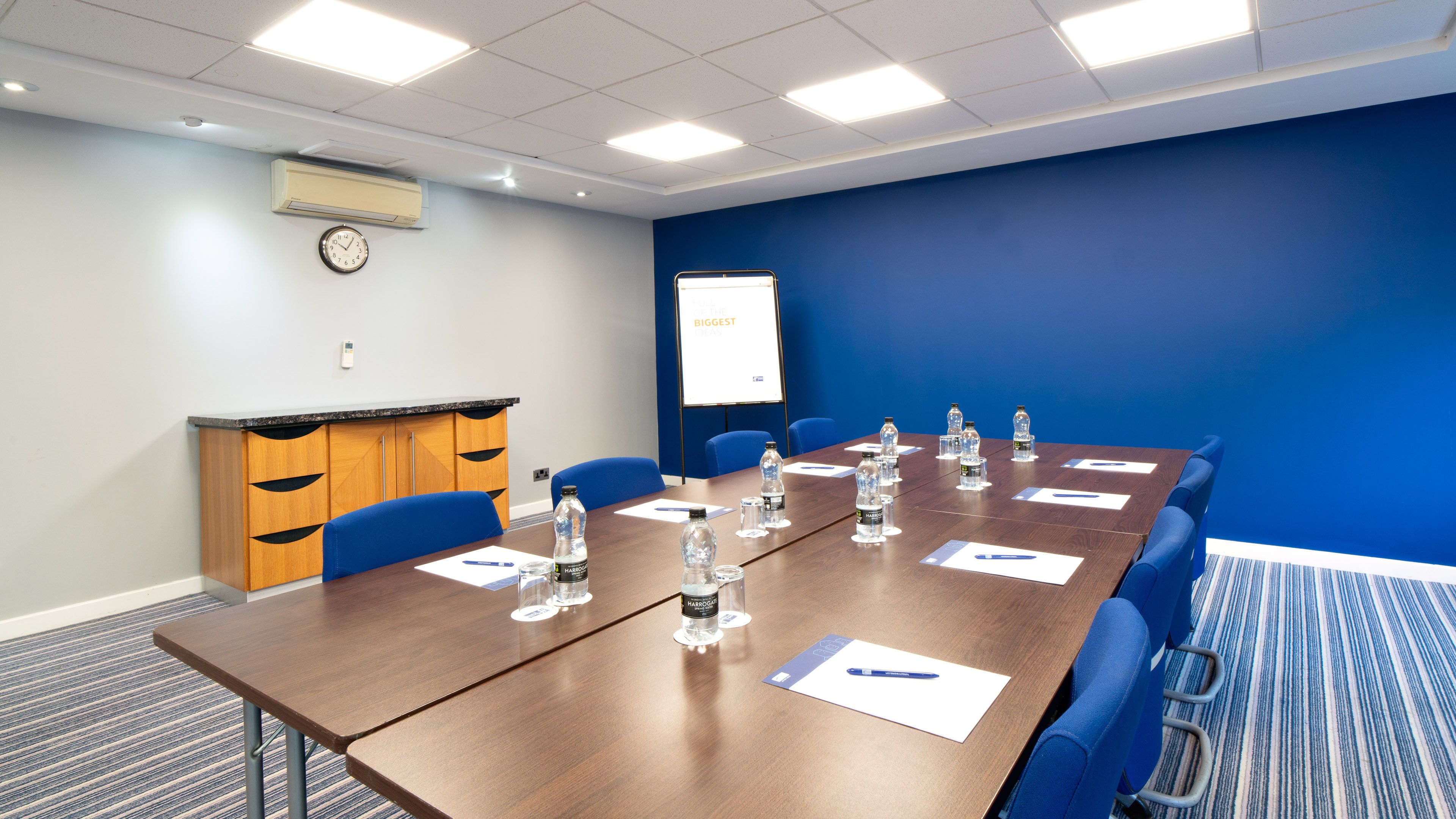 holiday inn express poole by ihg