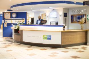 holiday inn express poole by ihg
