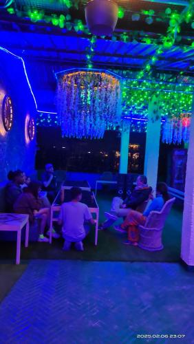 big brother hostel agra