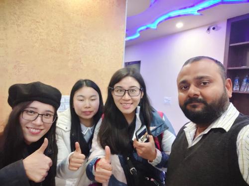 big brother hostel agra