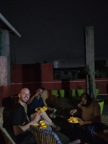 big brother hostel agra