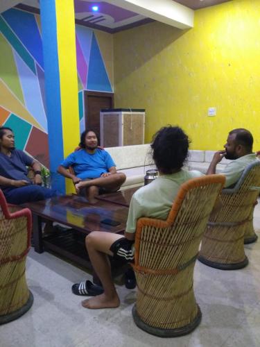 big brother hostel agra