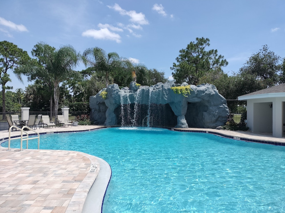 holiday inn port st lucie by ihg
