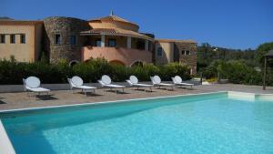 maria caderina green village