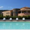 maria caderina green village