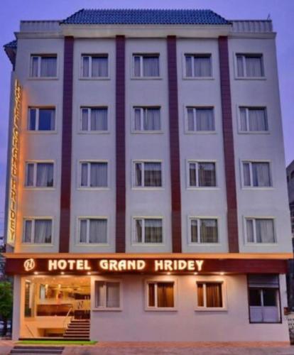 maya the forest resort