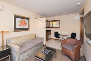 Oasis Beach Motel,Taupo>>Rotorua,5 star