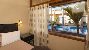 Oasis Beach Motel,Taupo>>Rotorua,5 star