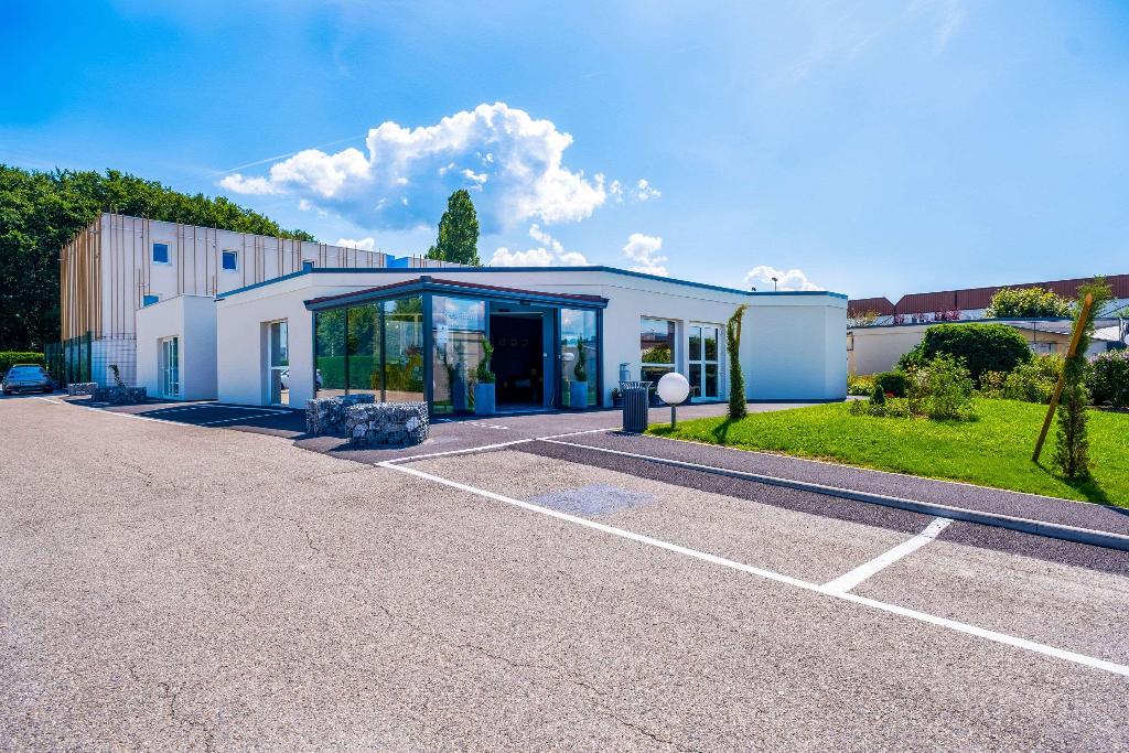 kyriad annemasse geneve