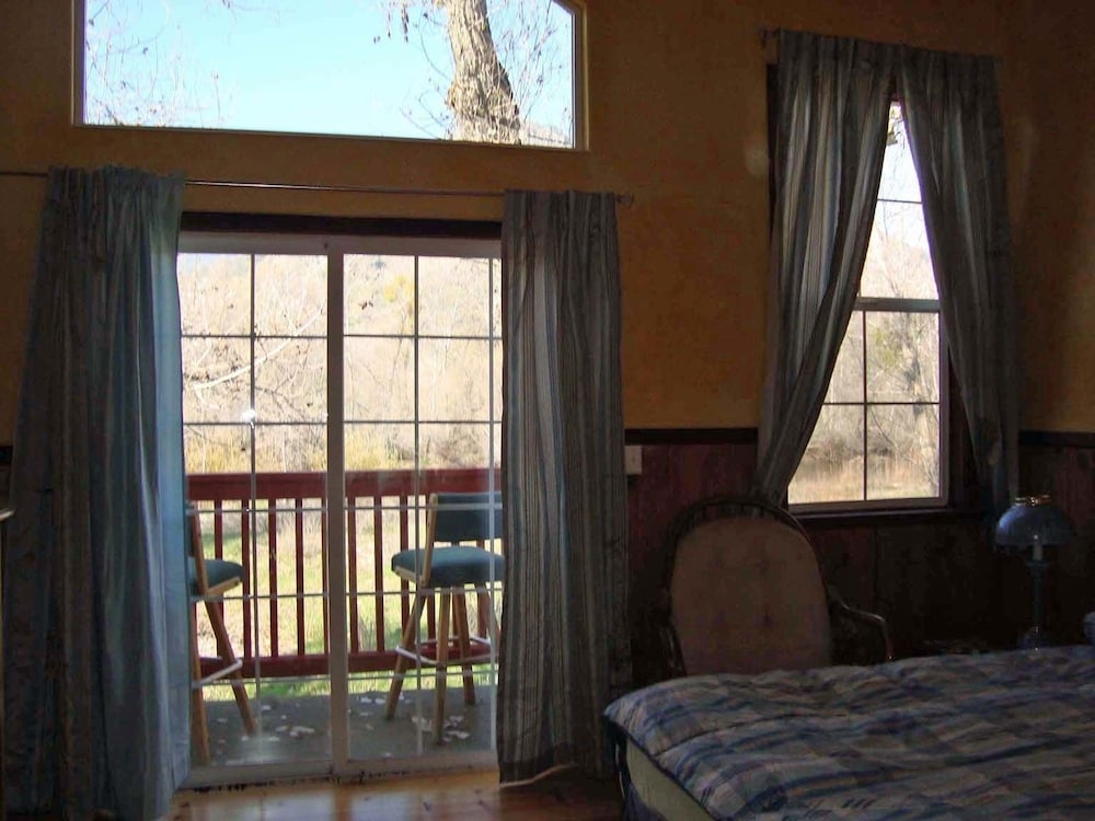 Sequoia Riverfront Cabins,Sequoia National Park>>Fresno County,3 star