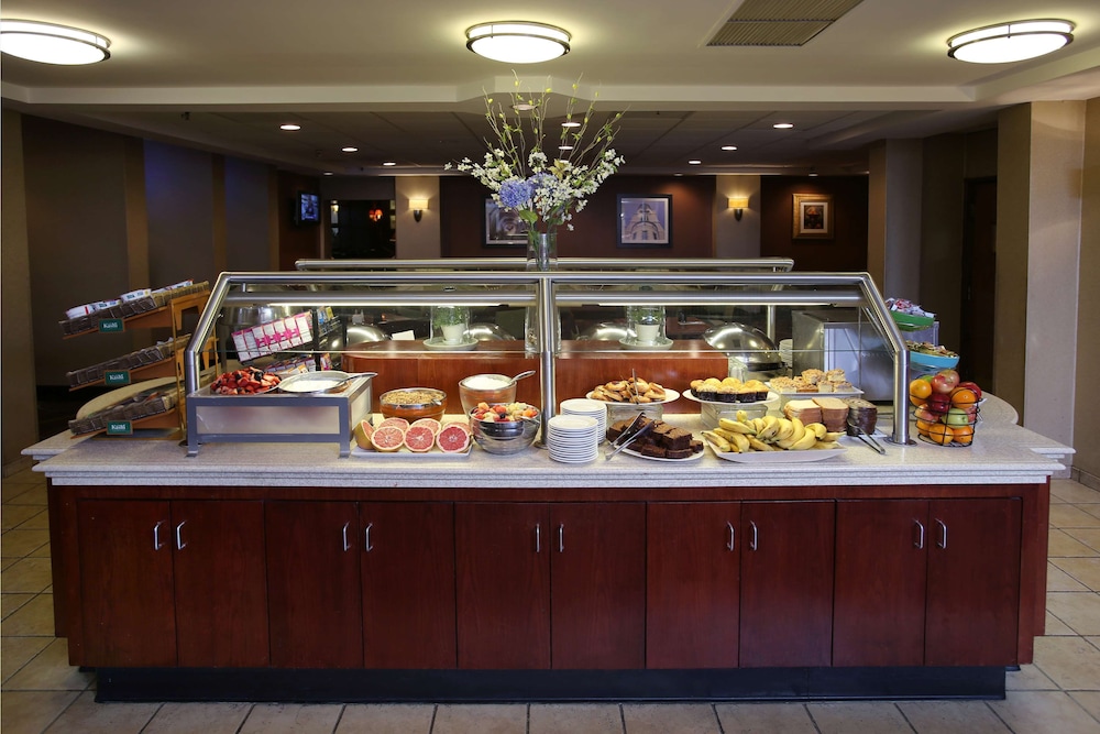 radisson hotel philadelphia northeast