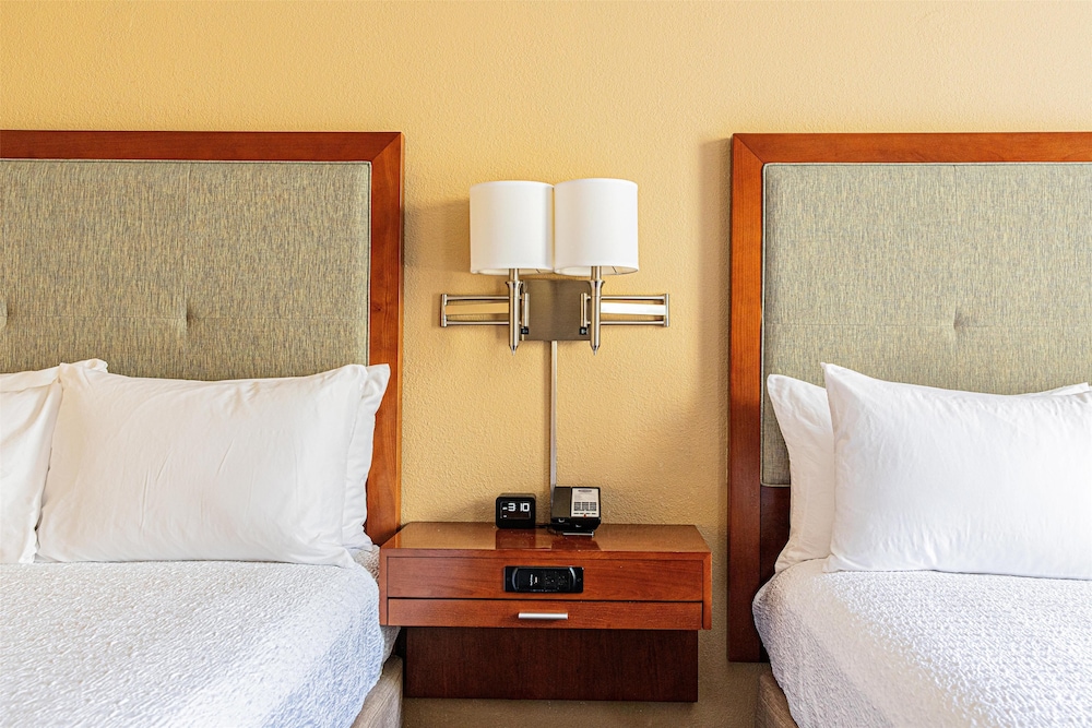 hampton inn charleston daniel island