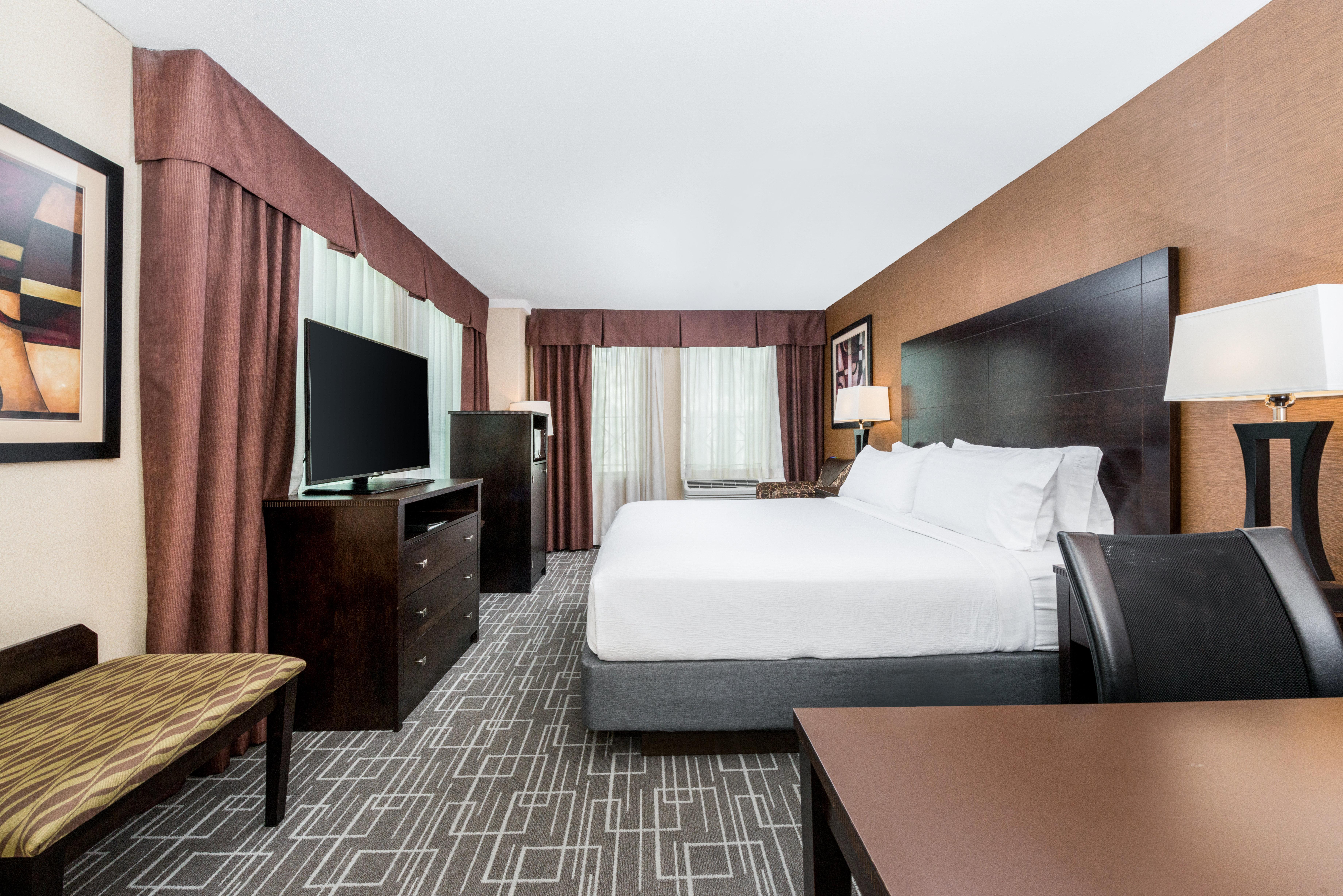Doubletree By Hilton Charlotte City Center,Charlotte Center City>>Charlotte,4 star