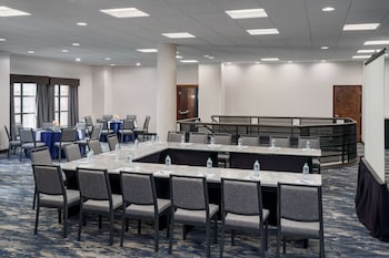 doubletree by hilton charlotte city center