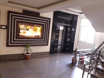 hotel royal stay